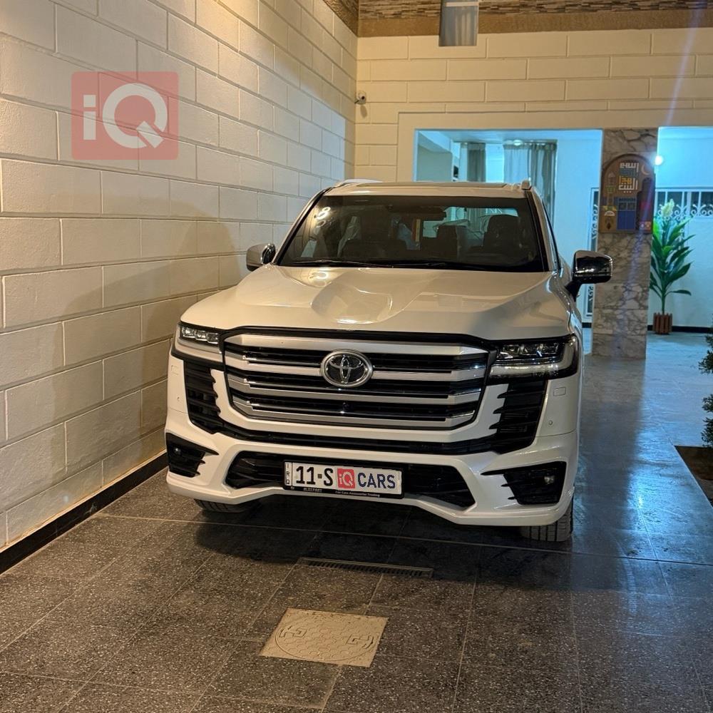 تويوتا لاندكروزر